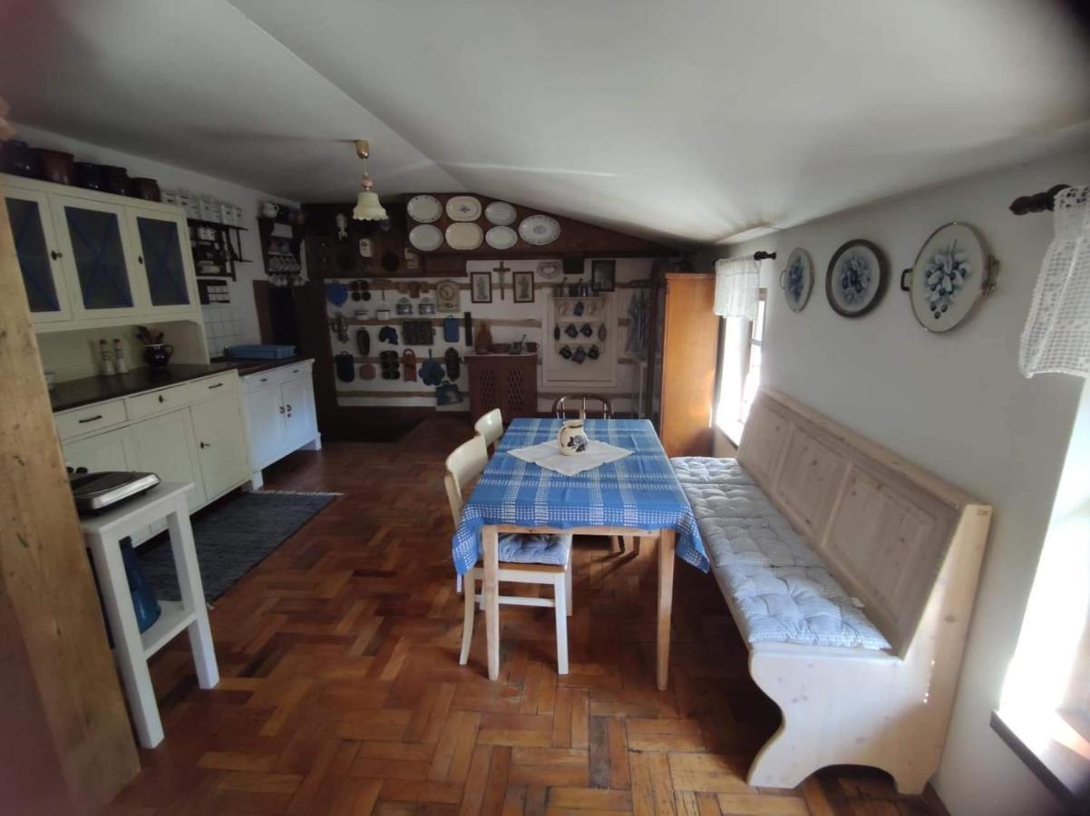 Cafe Nostalgie čtyřlůžkový apartmán Krásná Lípa Esterno foto